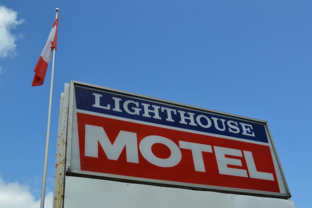 Lighthouse Motel Walkerton Exterior photo