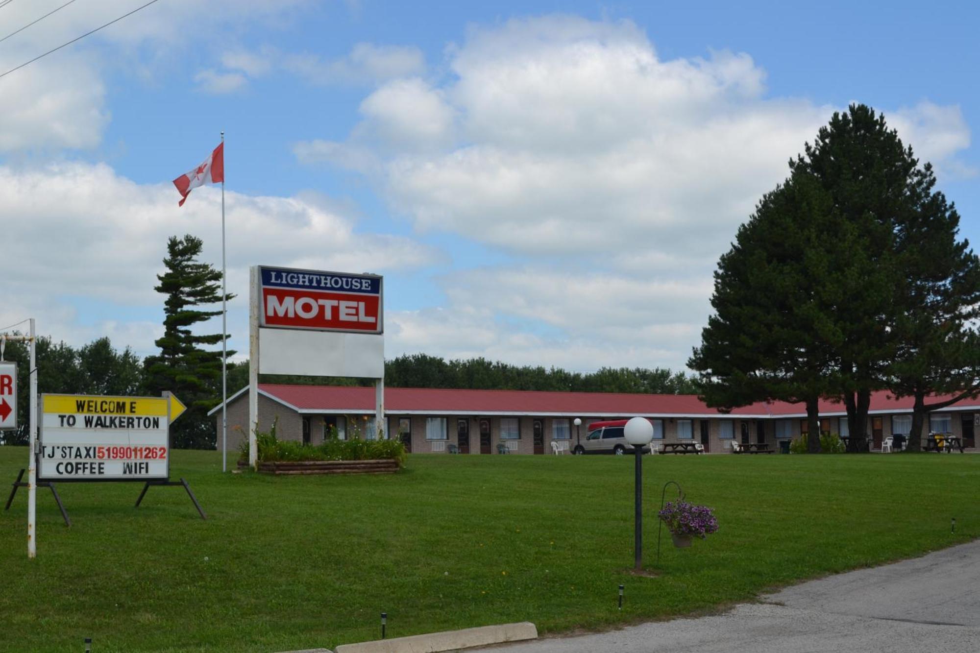 Lighthouse Motel Walkerton Exterior photo